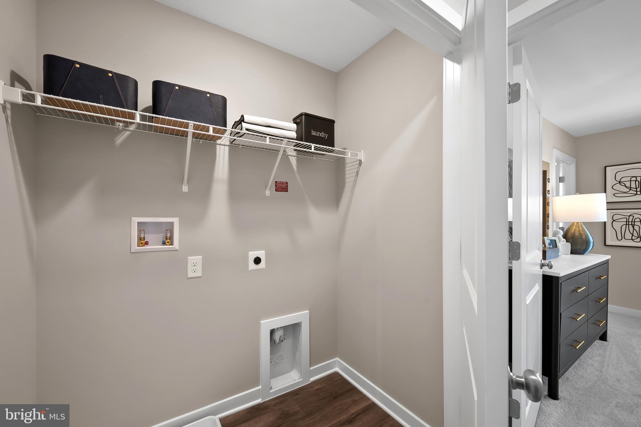 RIVERPOINTE - Residential