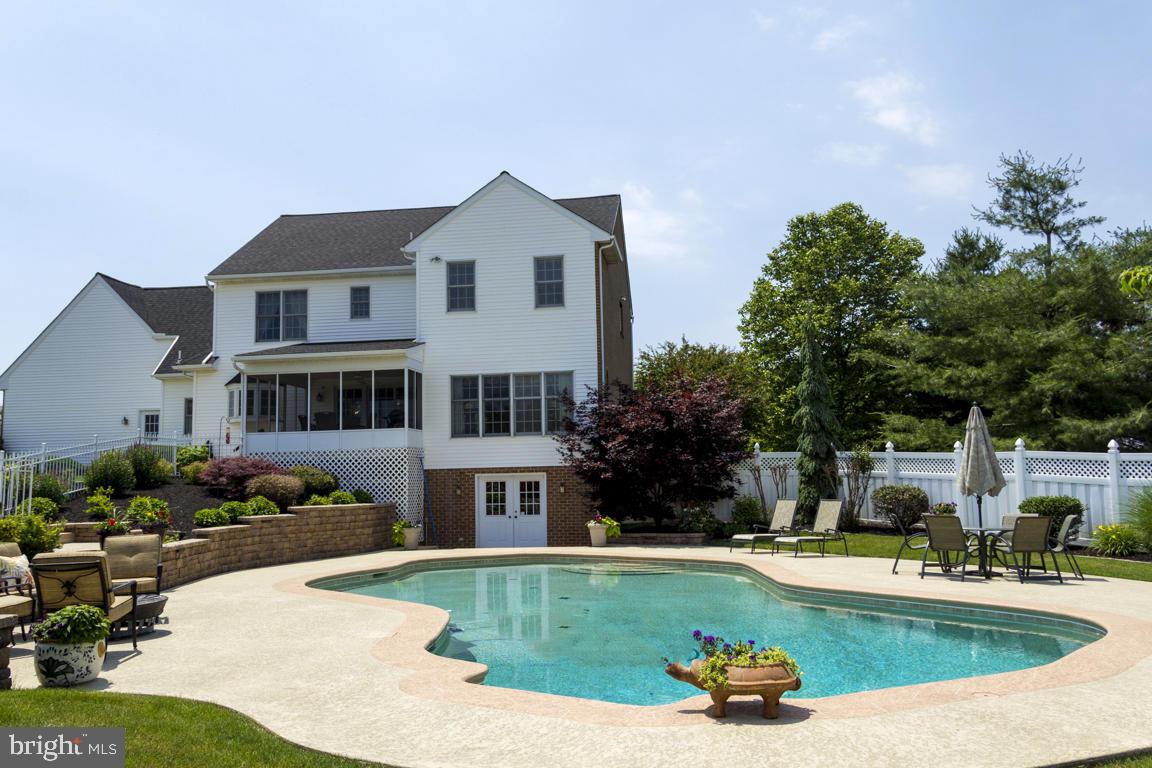 EAST HEMPFIELD - Farm