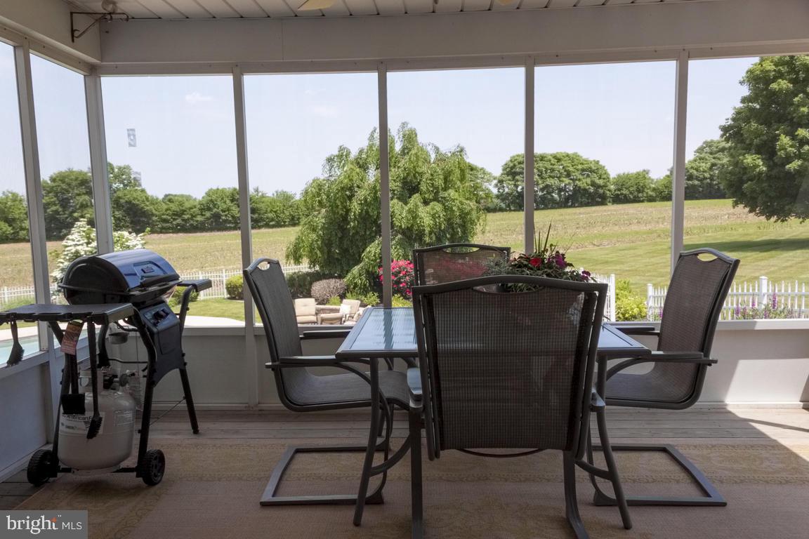 EAST HEMPFIELD - Farm