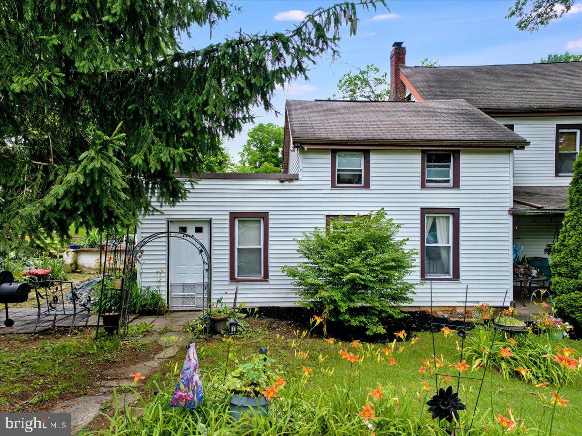 3854-3856 SCHUYLKILL ROAD
