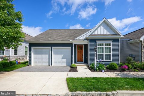 Photo of 140 Asbury Lane, Strasburg, PA 17579 (MLS # PALA2050978)