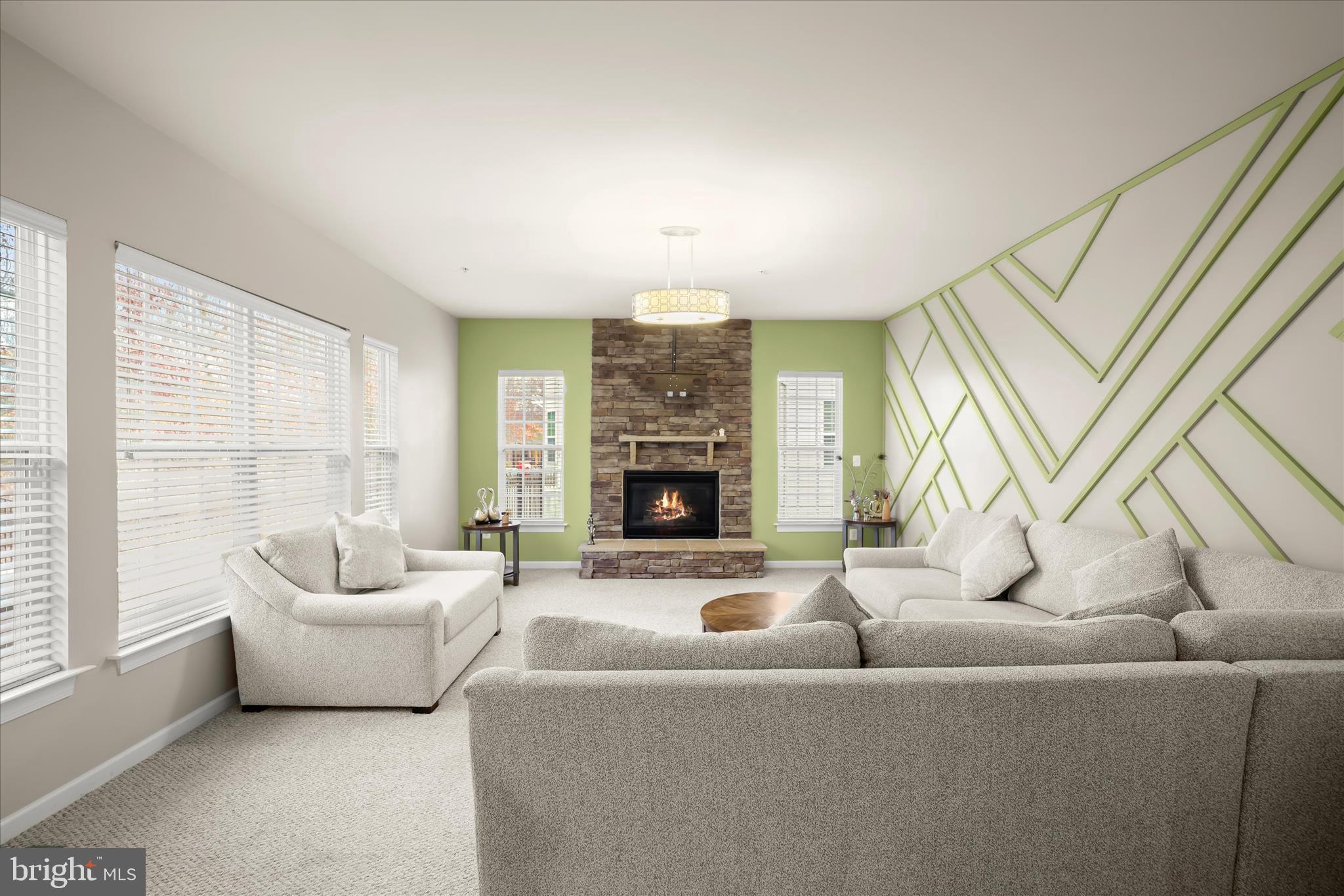 SAVANNAH VILLAGE - Residential