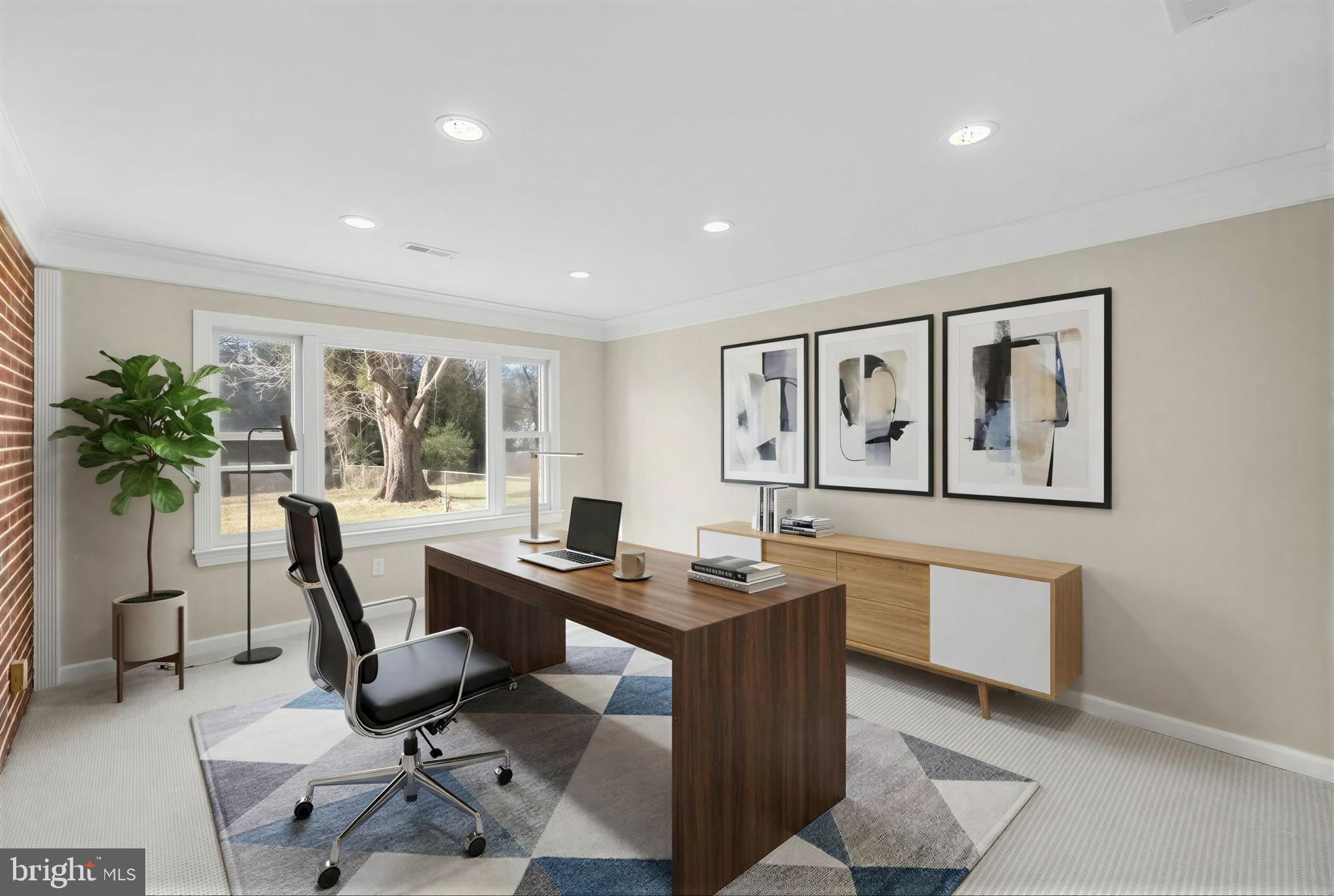 WINDHAM MANOR - Residential