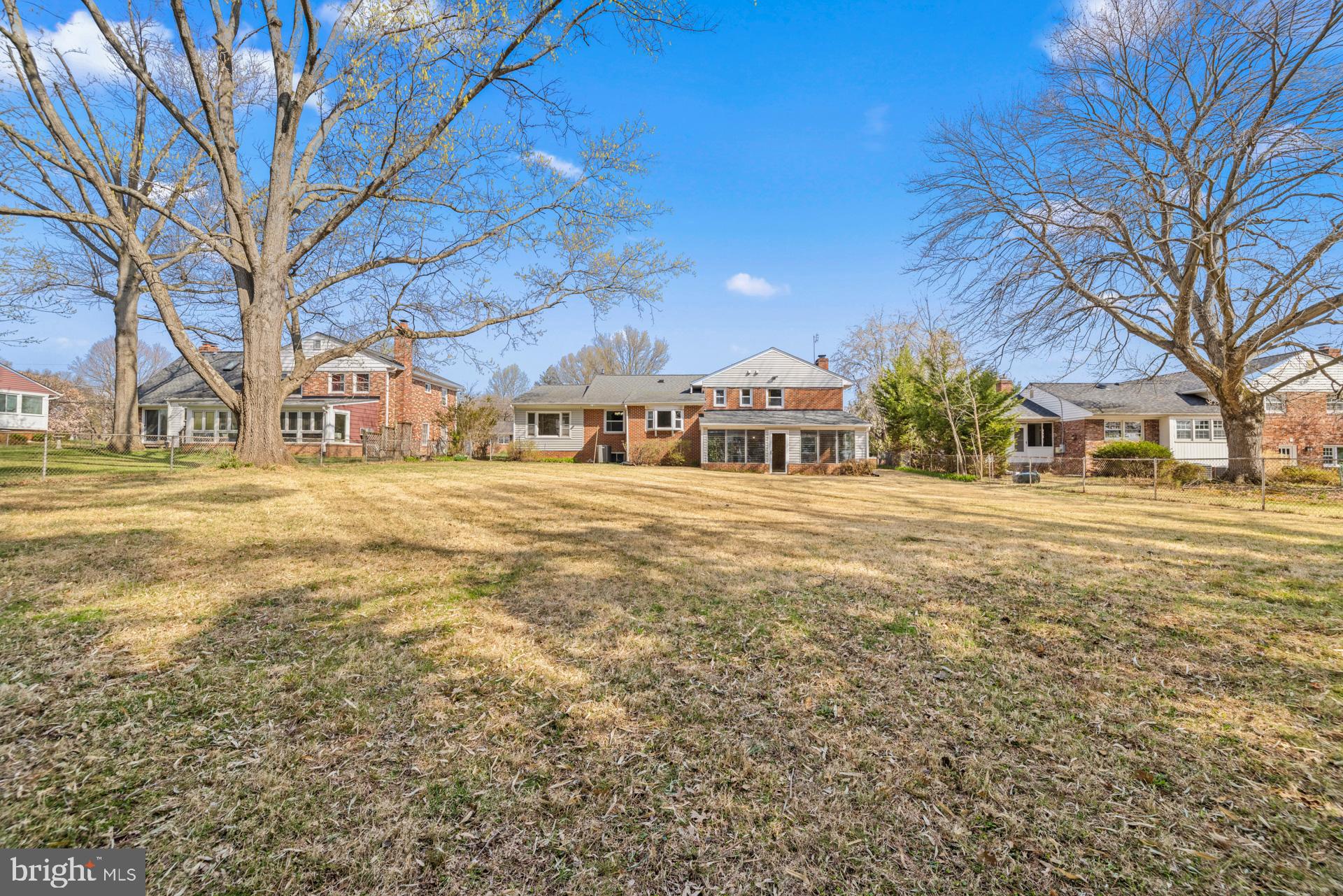 WINDHAM MANOR - Residential