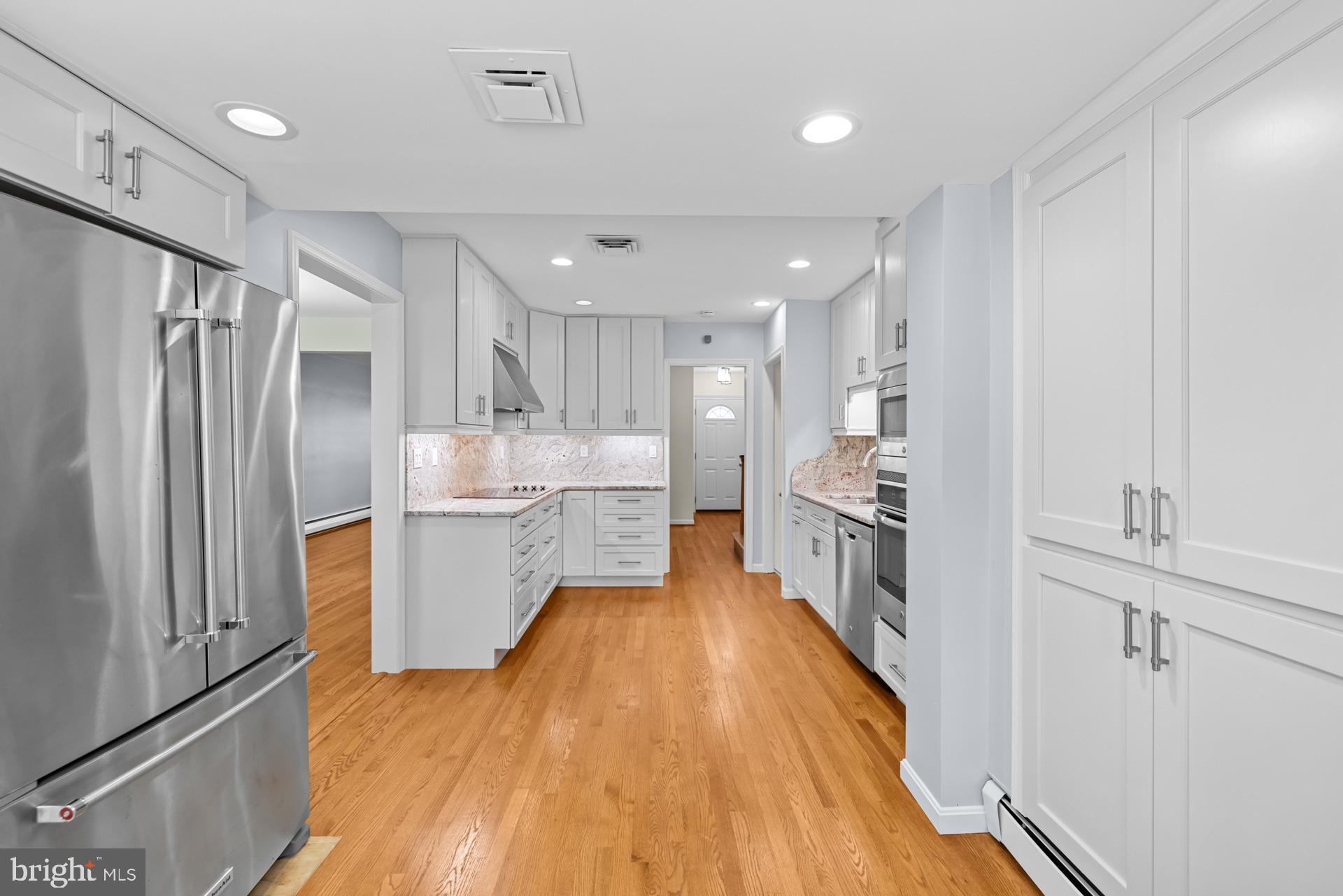 WINDHAM MANOR - Residential