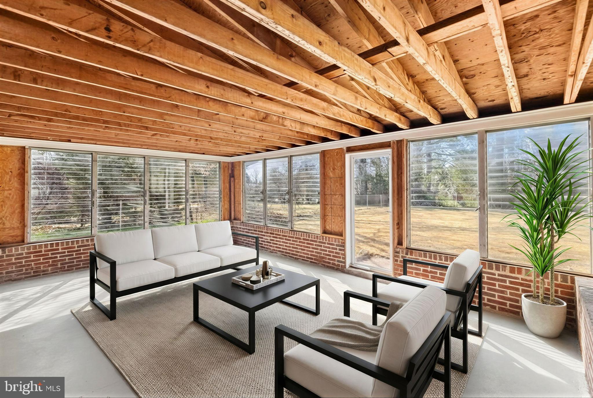 WINDHAM MANOR - Residential