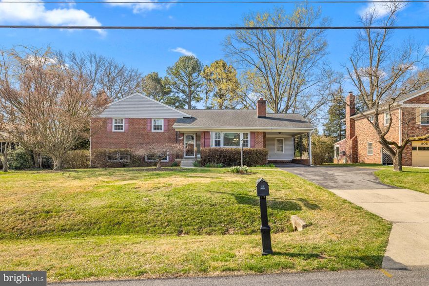 GREAT STREET, GREAT BUILDER, CLASSIC!! 4 SIDES BRICK!! UPDATED KITCHEN & BATHROOMS!! GRANITE COUNTERTOPS & STAINLESS KITCHENAID APPLIANCES!! TWO BONUS ROOMS!! BEAUTIFUL HARDWOOD FLOORS THROUGHOUT MAIN AND UPPER LEVELS!! NEW WALL-TO-WALL CARPETING!! RECESSED LED LIGHTING!! SPACE FOR ADDITIONAL POSSIBILITIES IN BASEMENT!! DRIVEWAY PARKS SIX CARS + 1 MORE IN CARPORT!! NEW CUSTOM SIDEWALK!! FENCED LEVEL BACK YARD!!*******
3 BLOCKS TO 90 ACRE PARK WITH HIKER-BIKER TRAILS, EXERCISE-STATIONS, FISHING POND, COVERED PICNIC SOCIALS, INDOOR AND OUTDOOR OLYMPIC POOLS, SUPER SLIDES, LAZY RIVER, EVEN A GIANT HOT TUB!!! YOU WANT MORE? 7 TENNIS COURTS (JOIN A TENNIS OR PICKLEBALL GROUP), 6 BASKETBALL COURTS, MOUNTAIN BIKING, BALL FIELDS, SOCCER FIELDS - PICK-UP OR LEAGUES!! YOUTH AND ADULT BASEBALL LEAGUES!! SEE LISTER FOR PARTICULARS ON ANY OF THE ABOVE.*******COMMUTERS DREAM, QUICK ACCESS TO WASHINGTON, COLUMBIA, BALTIMORE, 95, 29, ICC, 2 BLOCKS TO BUS STOP!! 10 MINUTES TO METRORAIL!! 3.2 MILES (10 MINUTES) TO ADVENTIST HOSPITAL, 5 MINUTES (1.5 MILES) TO LIBRARY, 5 MINUTES TO SUPERMARKET!!