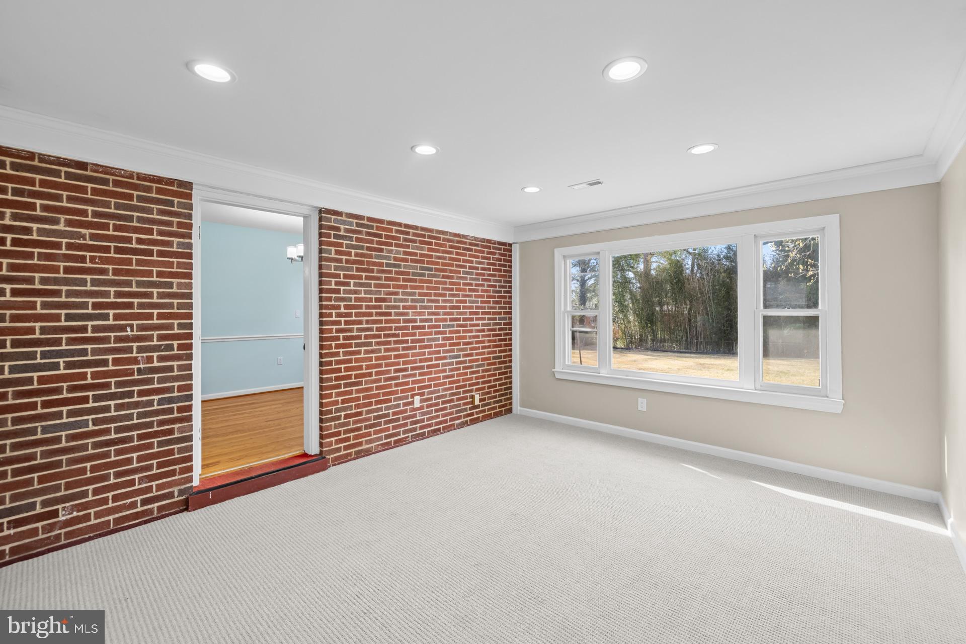 WINDHAM MANOR - Residential