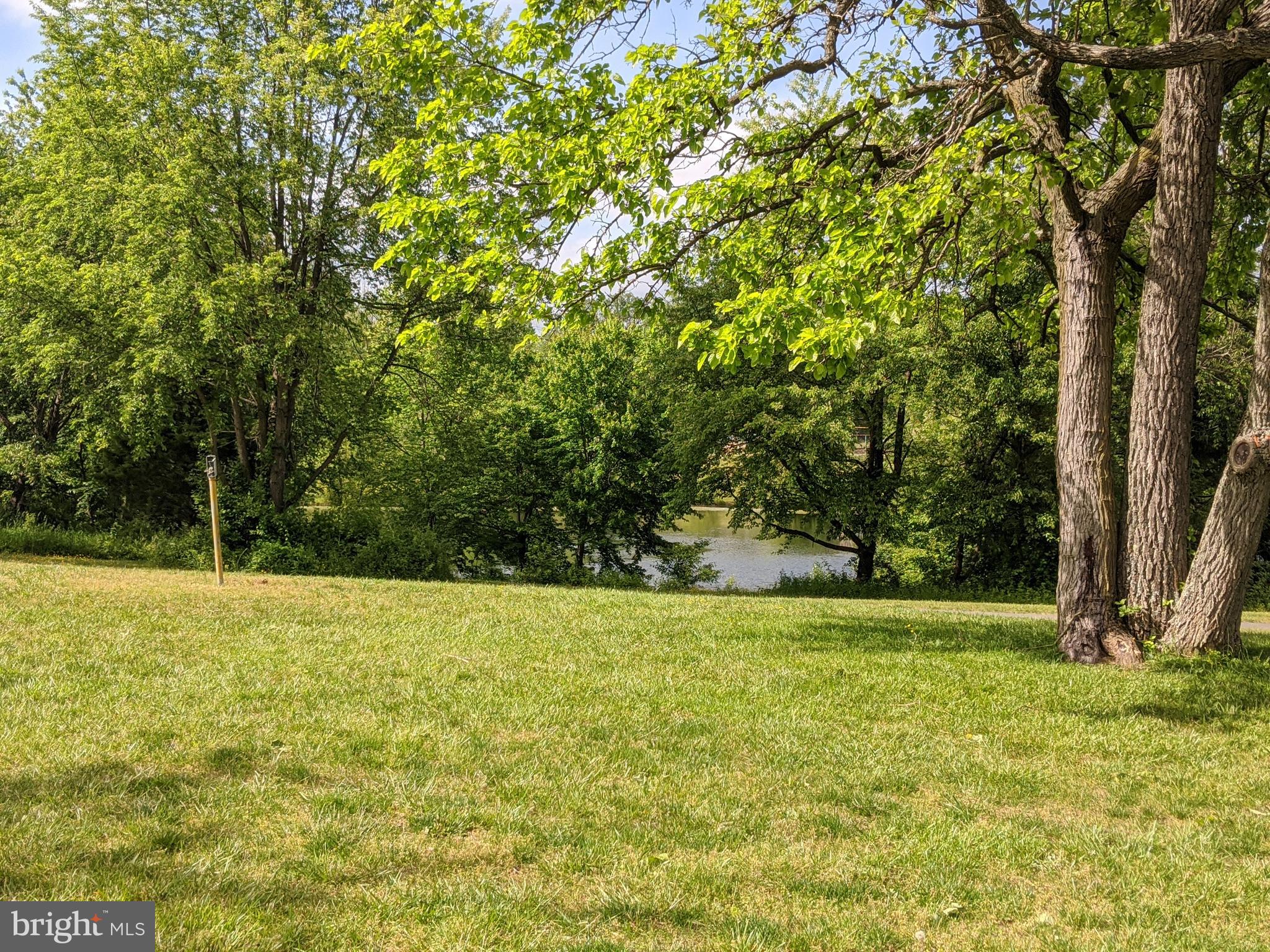 WINDHAM MANOR - Residential