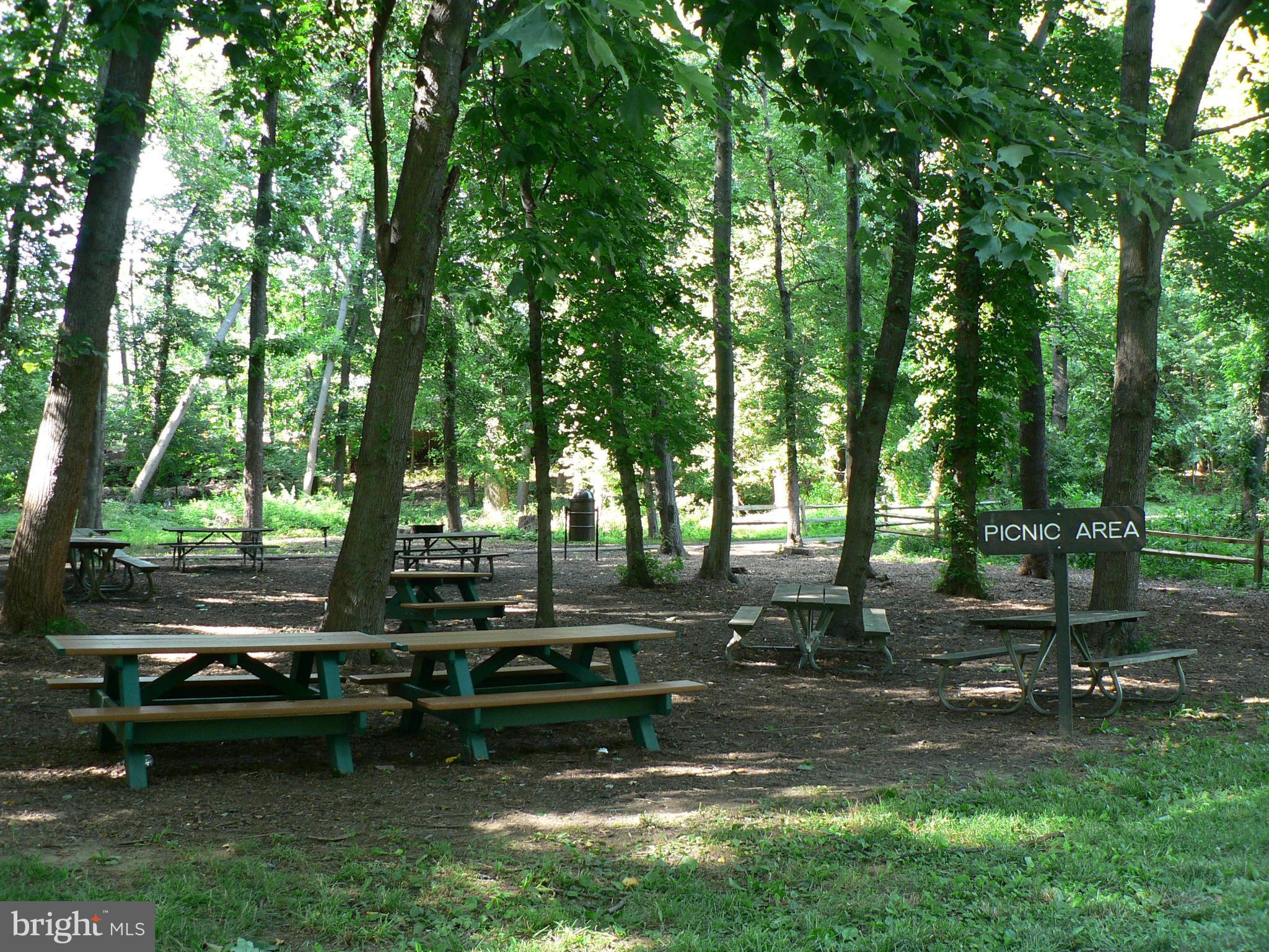 WINDHAM MANOR - Residential