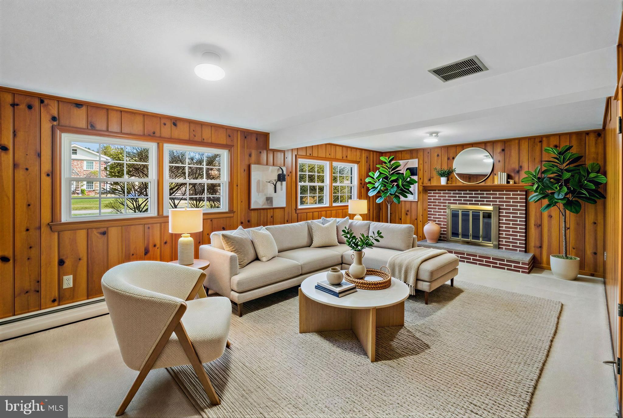 WINDHAM MANOR - Residential