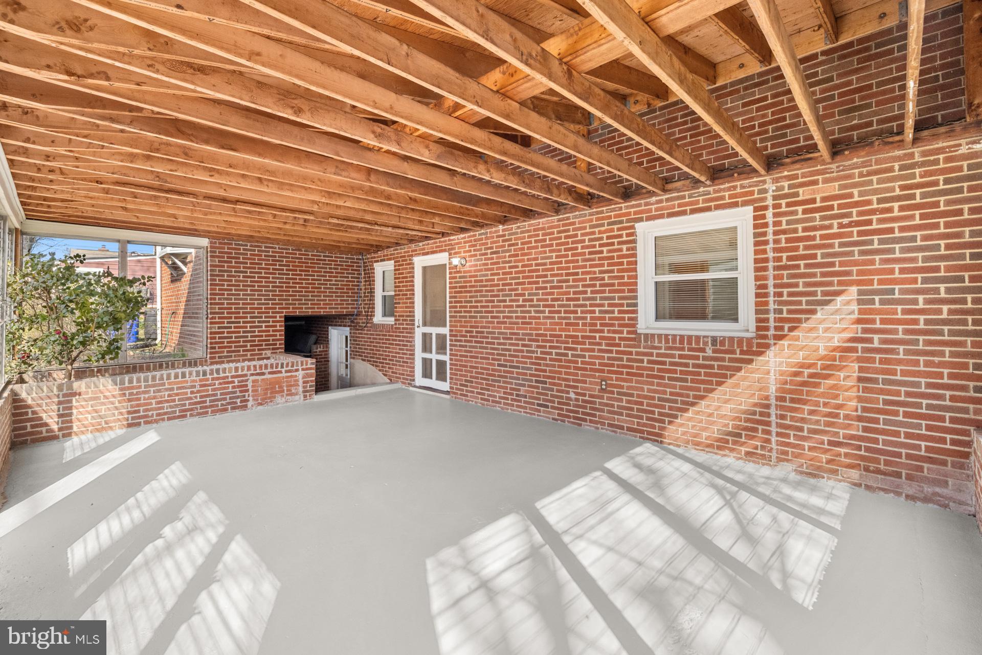 WINDHAM MANOR - Residential