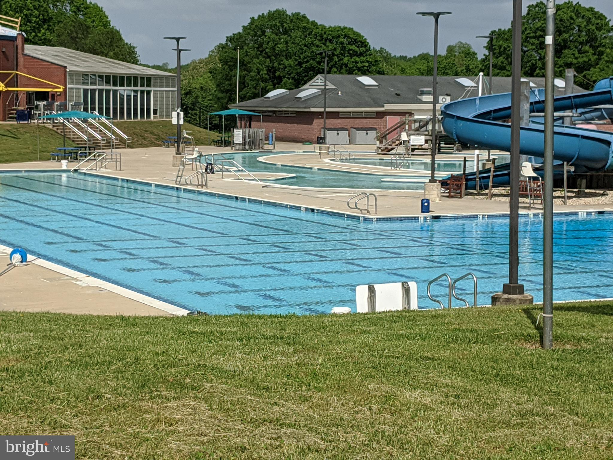 WINDHAM MANOR - Residential