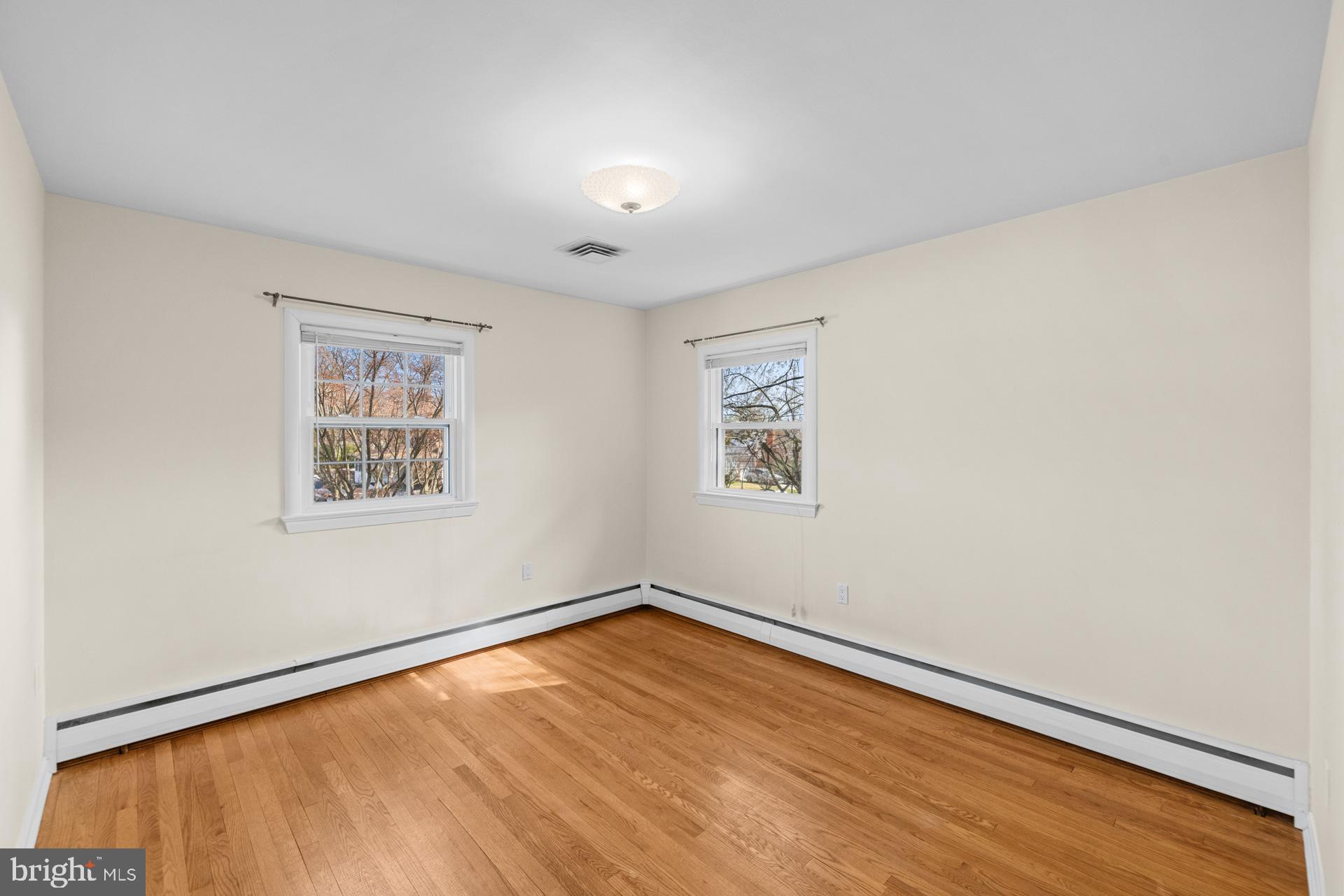 WINDHAM MANOR - Residential