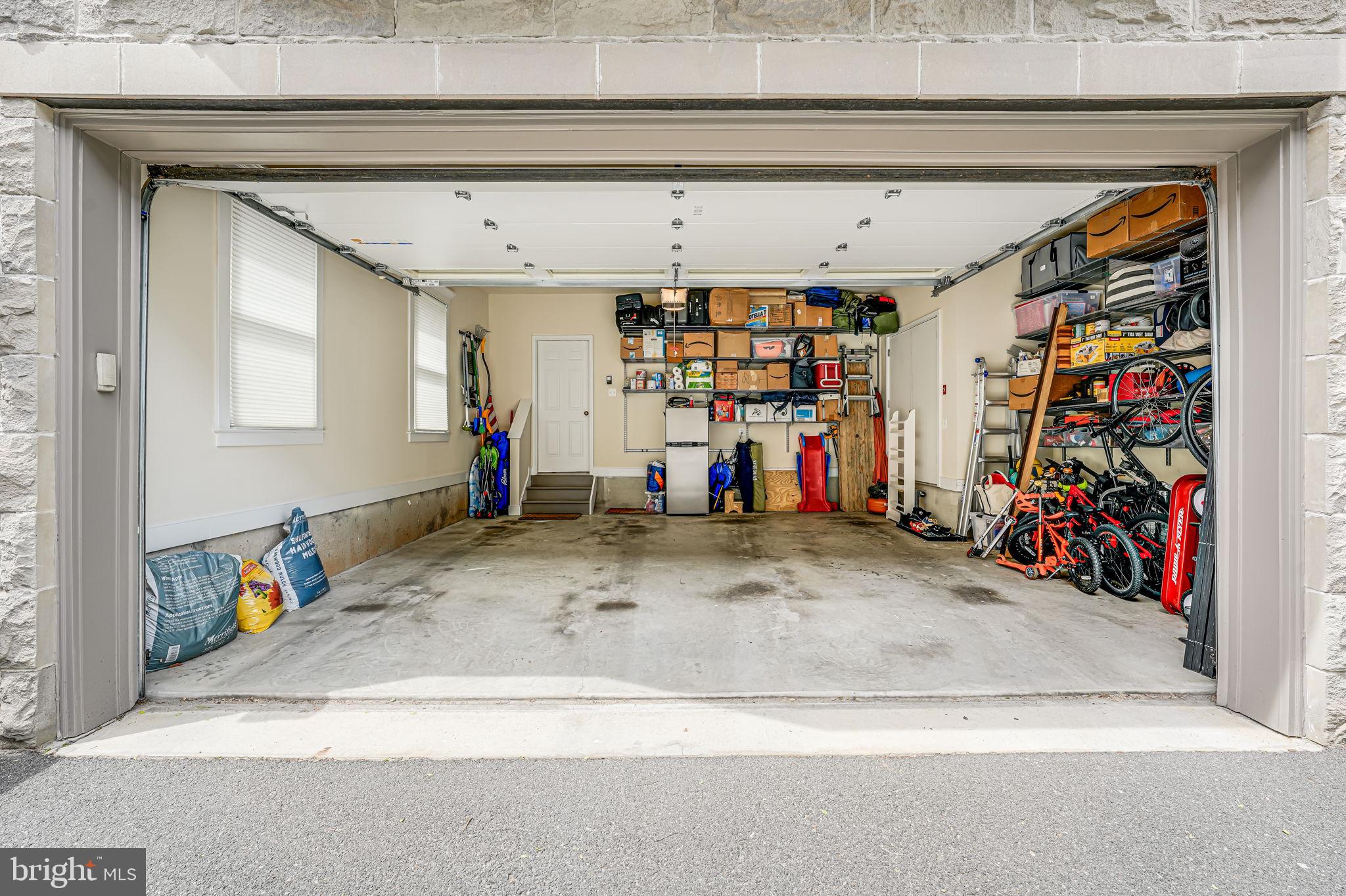 LYON VILLAGE - Residential