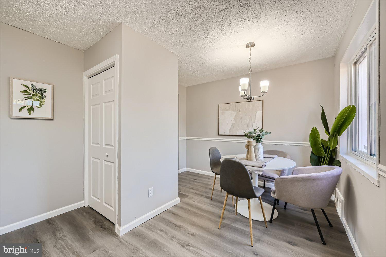 ELMWOOD - Residential