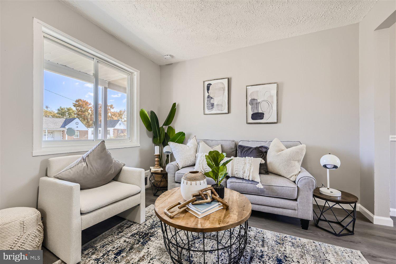 ELMWOOD - Residential