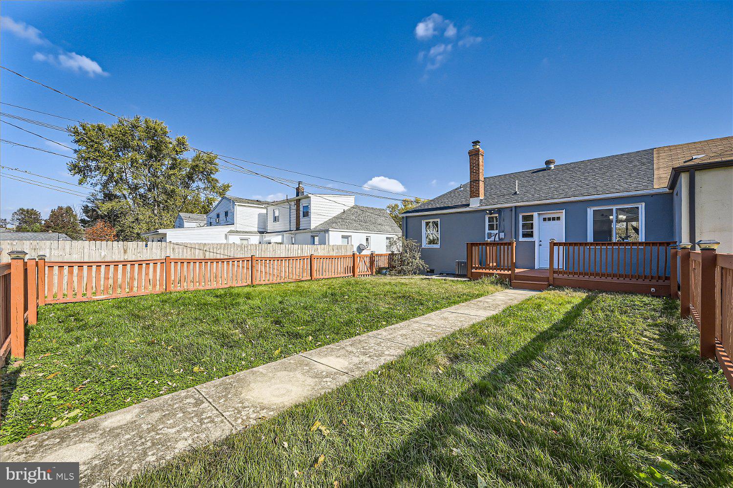 ELMWOOD - Residential