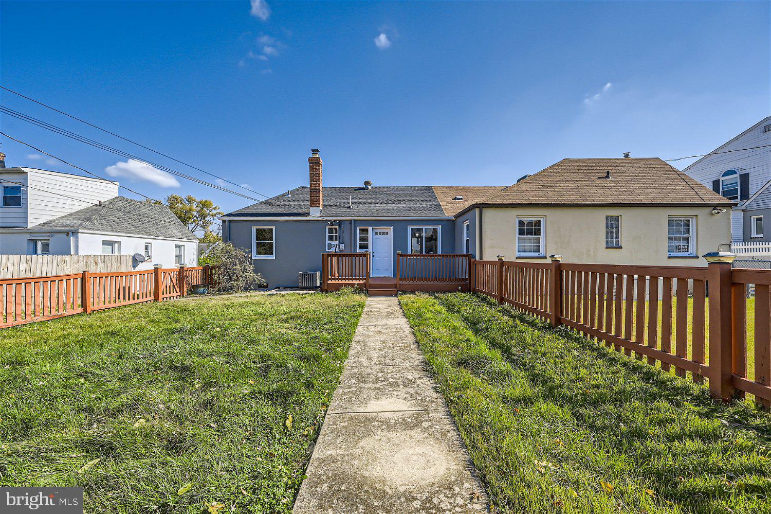 ELMWOOD - Residential