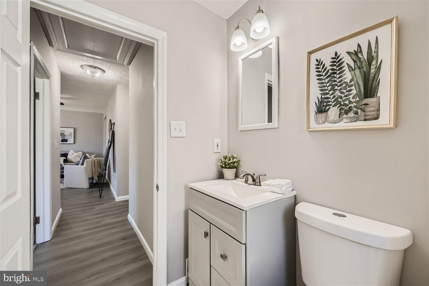 ELMWOOD - Residential