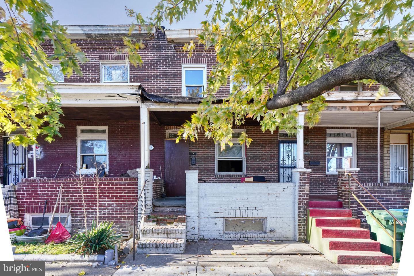 EAST BALTIMORE MIDWAY - Residential