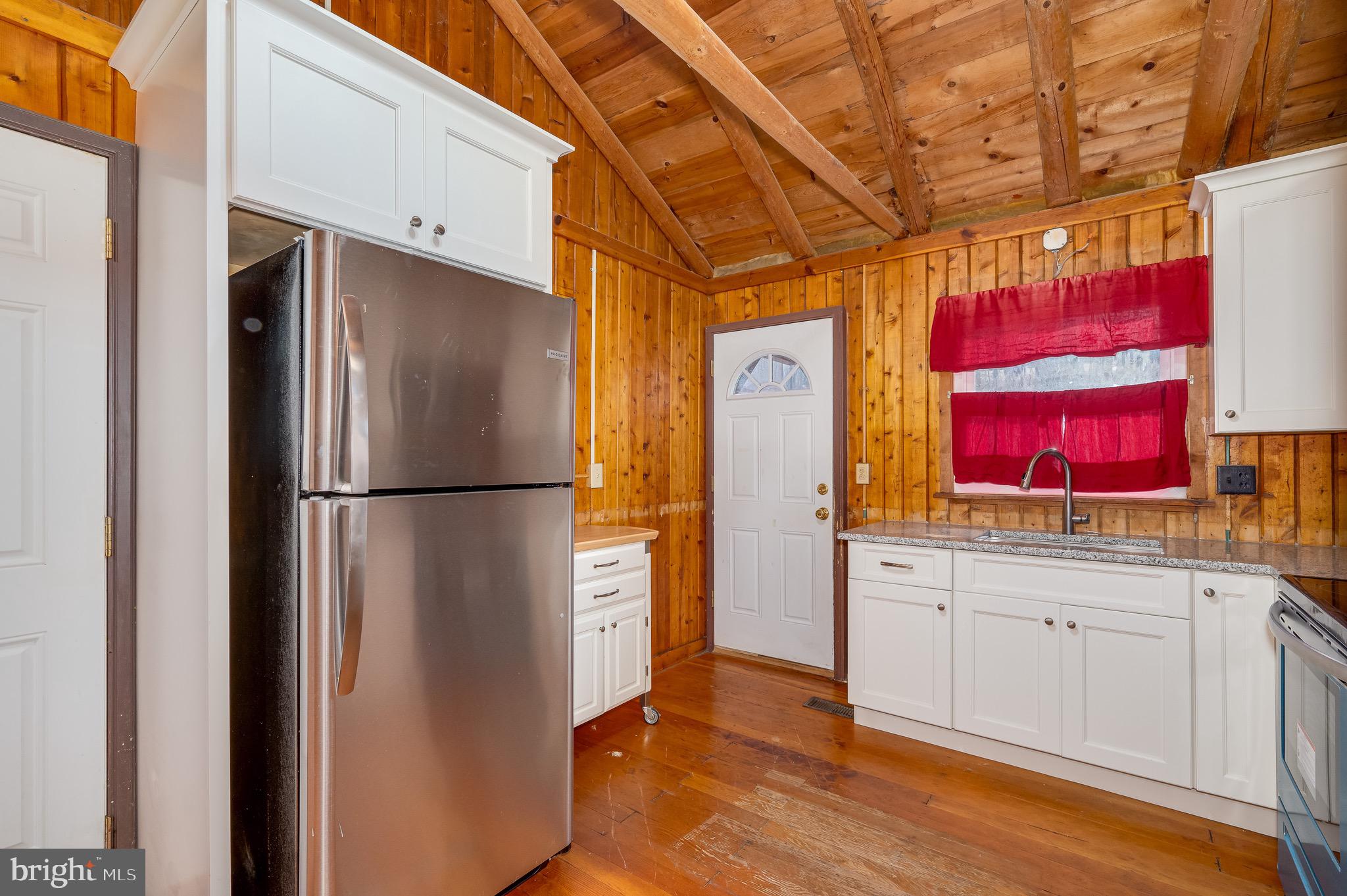 SHANNONDALE - Residential