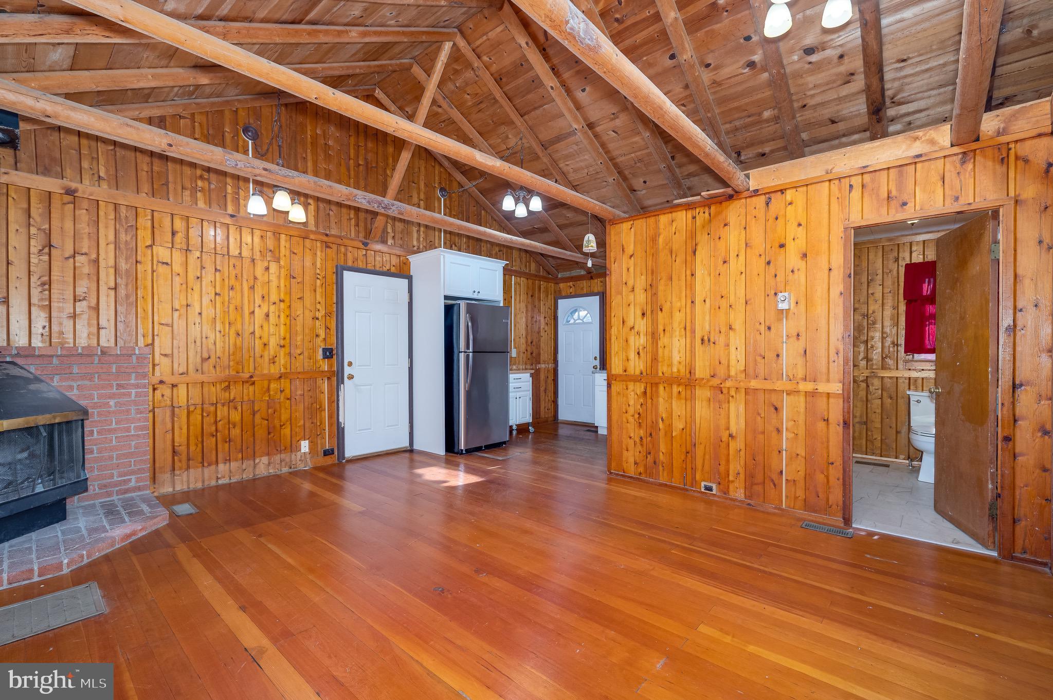 SHANNONDALE - Residential