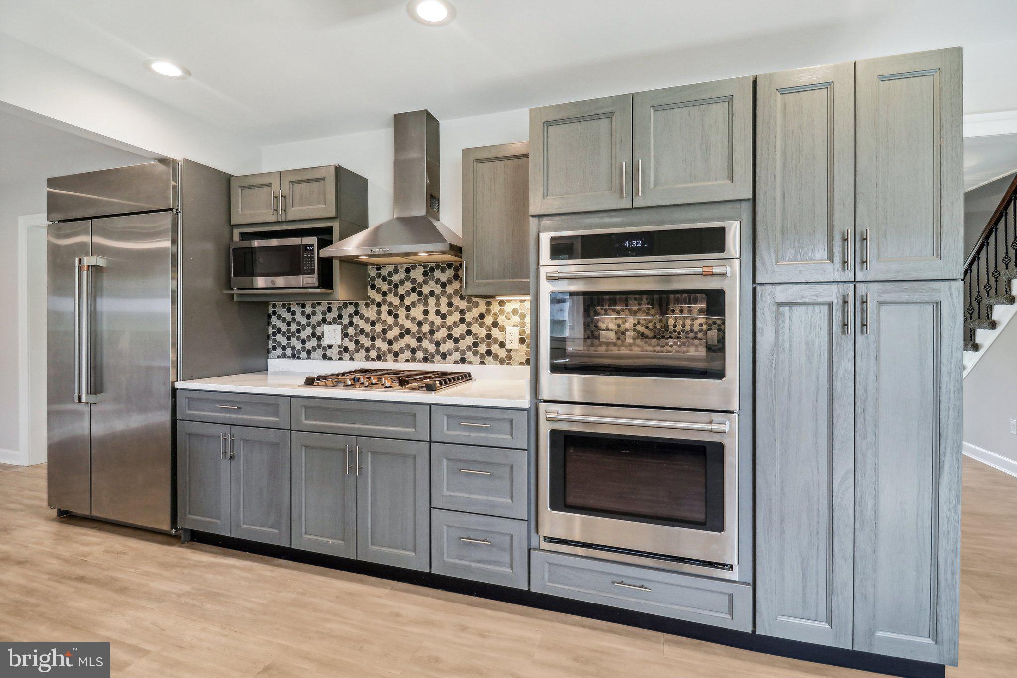 SOMERSET AT BELAIR - Residential