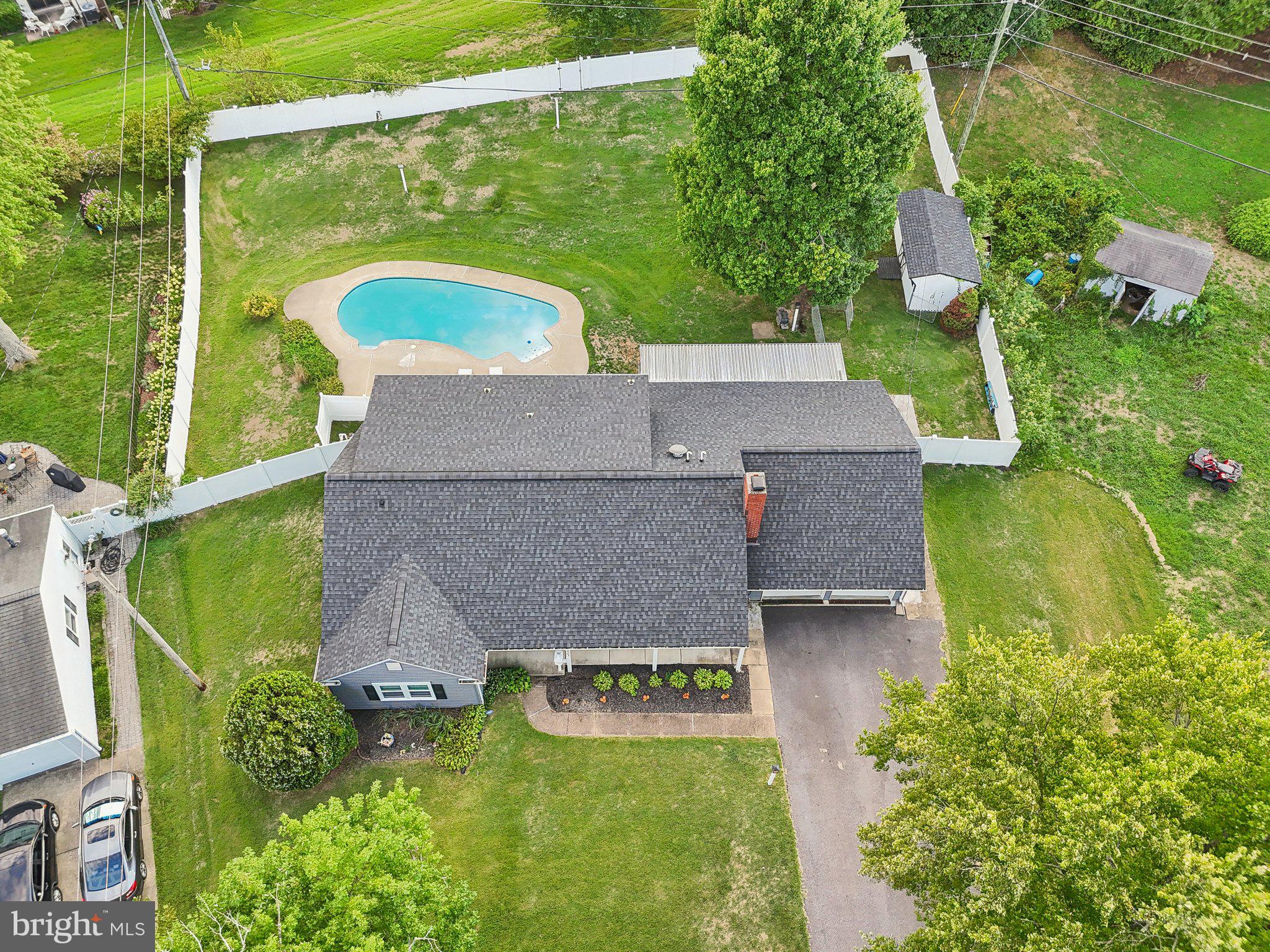 SOMERSET AT BELAIR - Residential