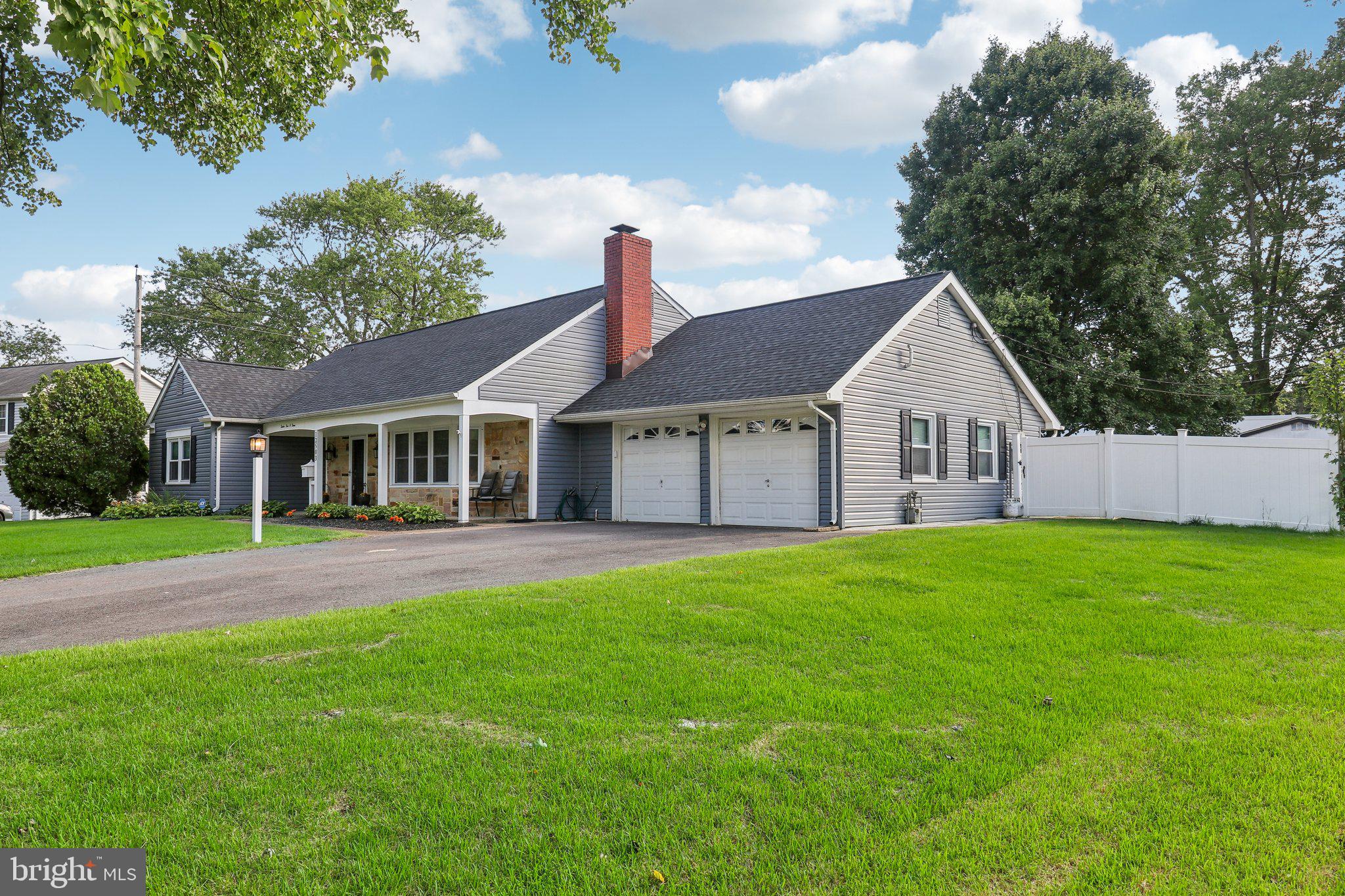 SOMERSET AT BELAIR - Residential