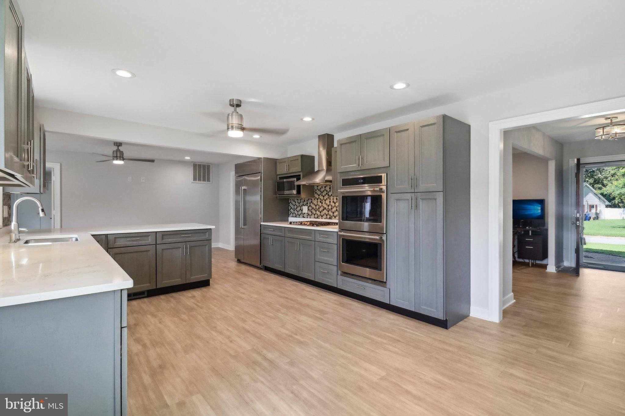 SOMERSET AT BELAIR - Residential