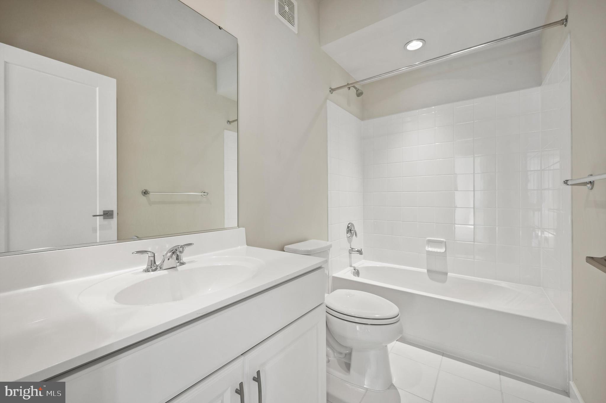 LOUDOUN VALLEY CARLISLE - Residential