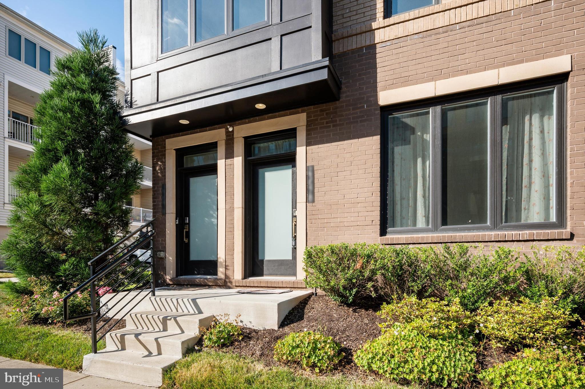 LOUDOUN VALLEY CARLISLE - Residential