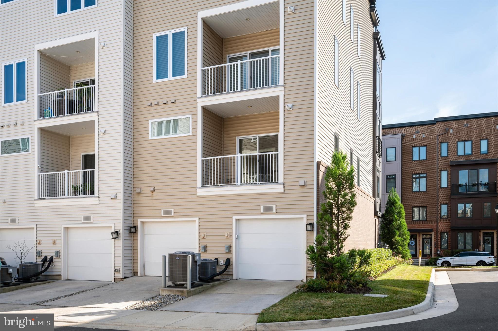 LOUDOUN VALLEY CARLISLE - Residential