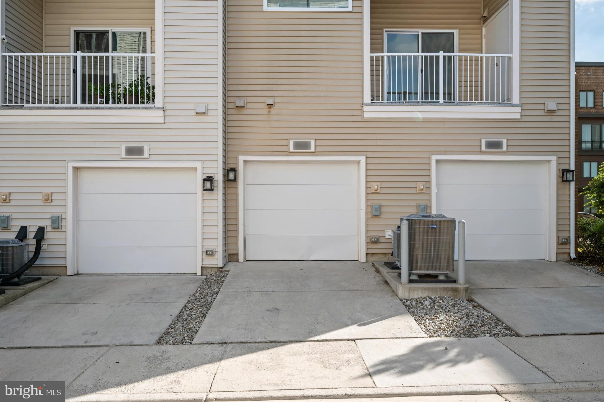 LOUDOUN VALLEY CARLISLE - Residential