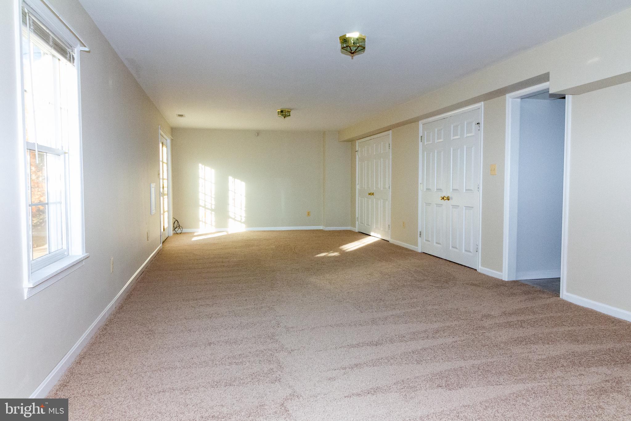 STRATFORD PLACE - Residential