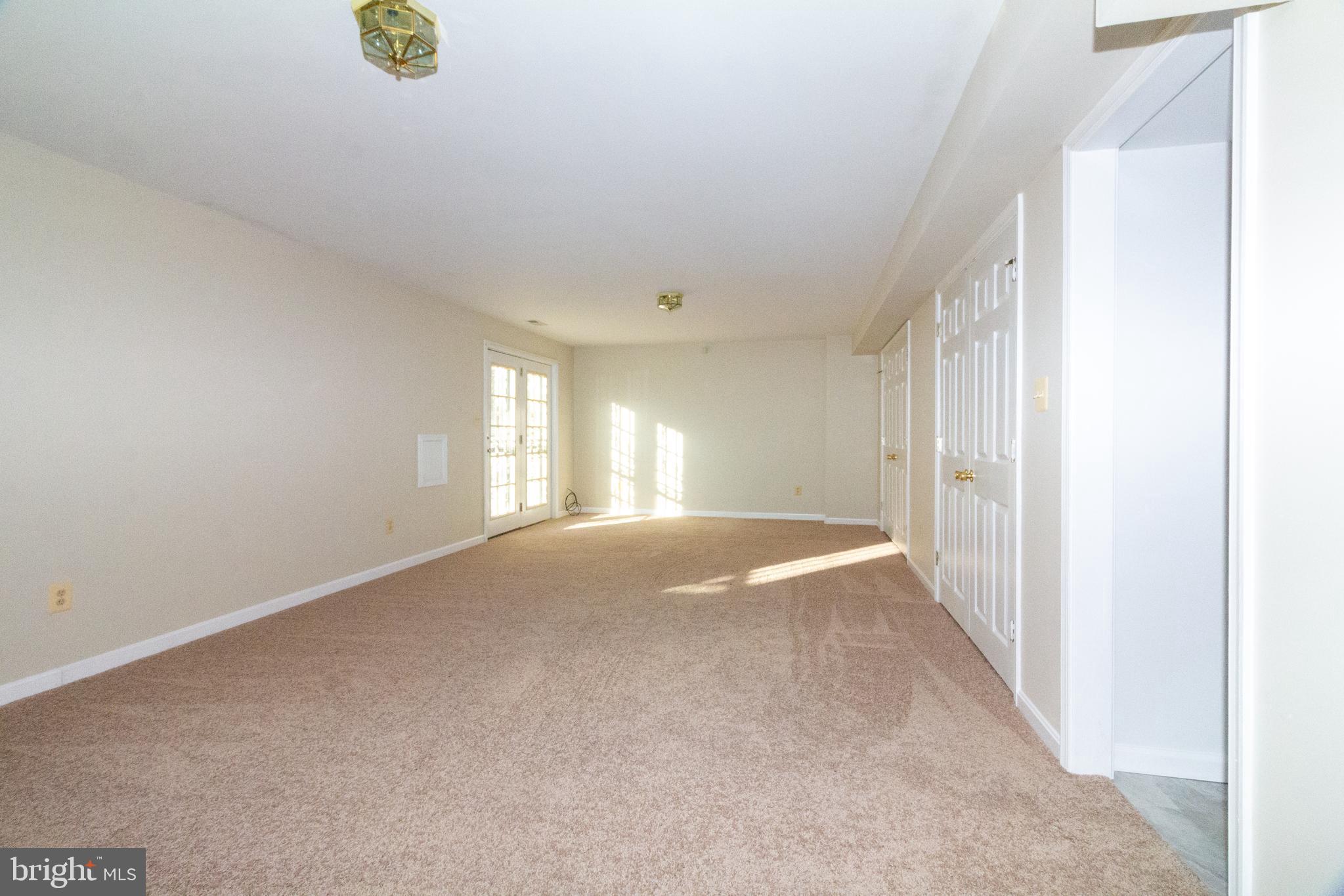 STRATFORD PLACE - Residential