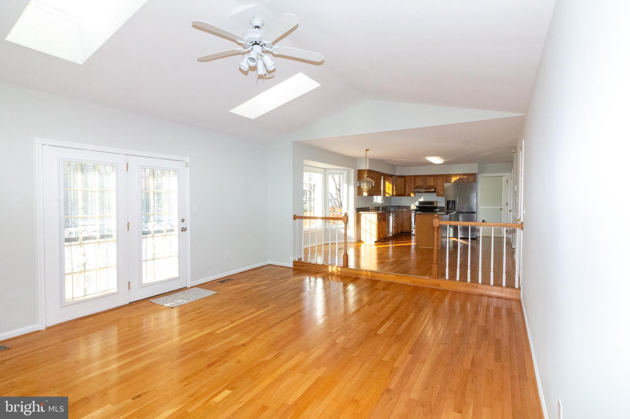 STRATFORD PLACE - Residential