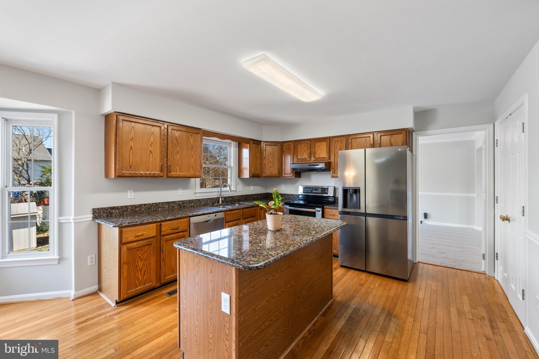 STRATFORD PLACE - Residential