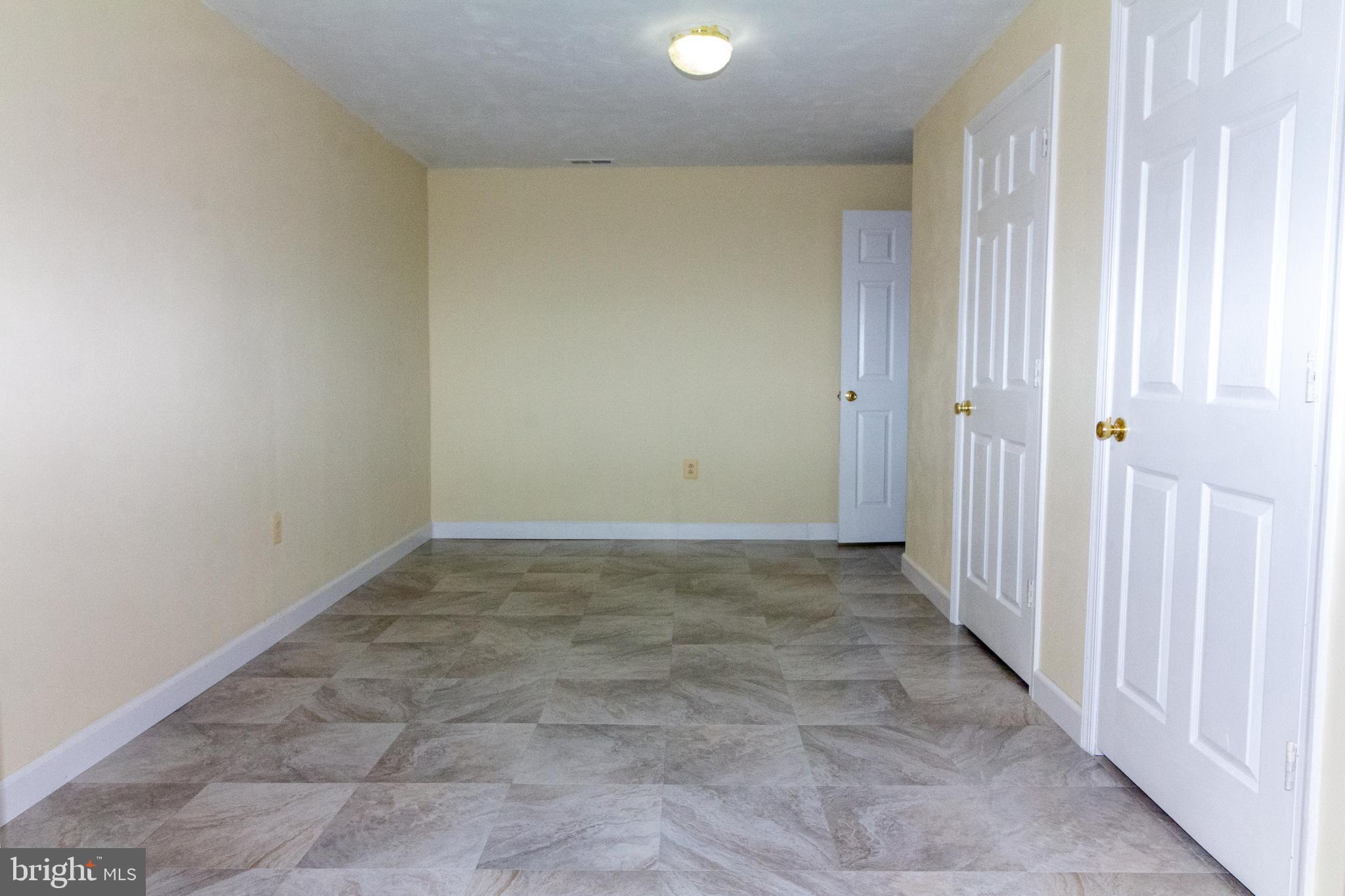 STRATFORD PLACE - Residential