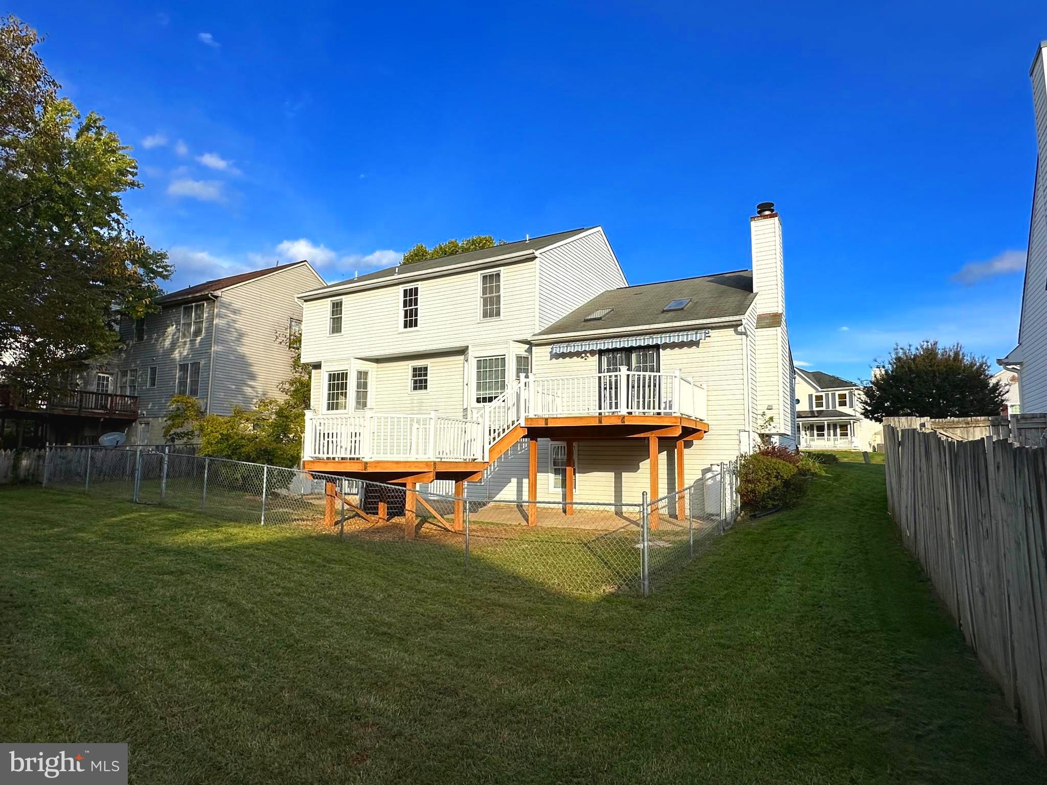 STRATFORD PLACE - Residential