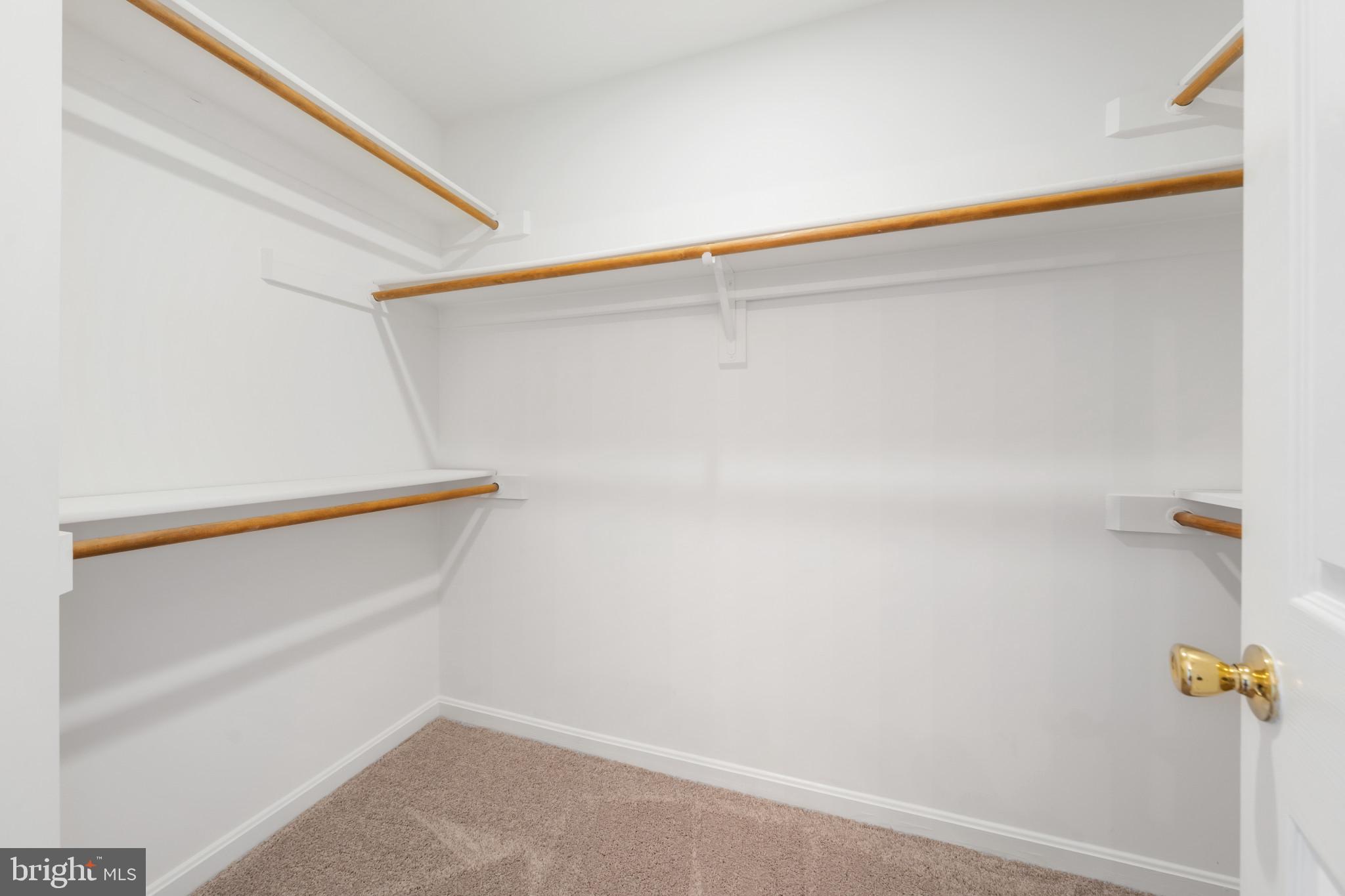 STRATFORD PLACE - Residential