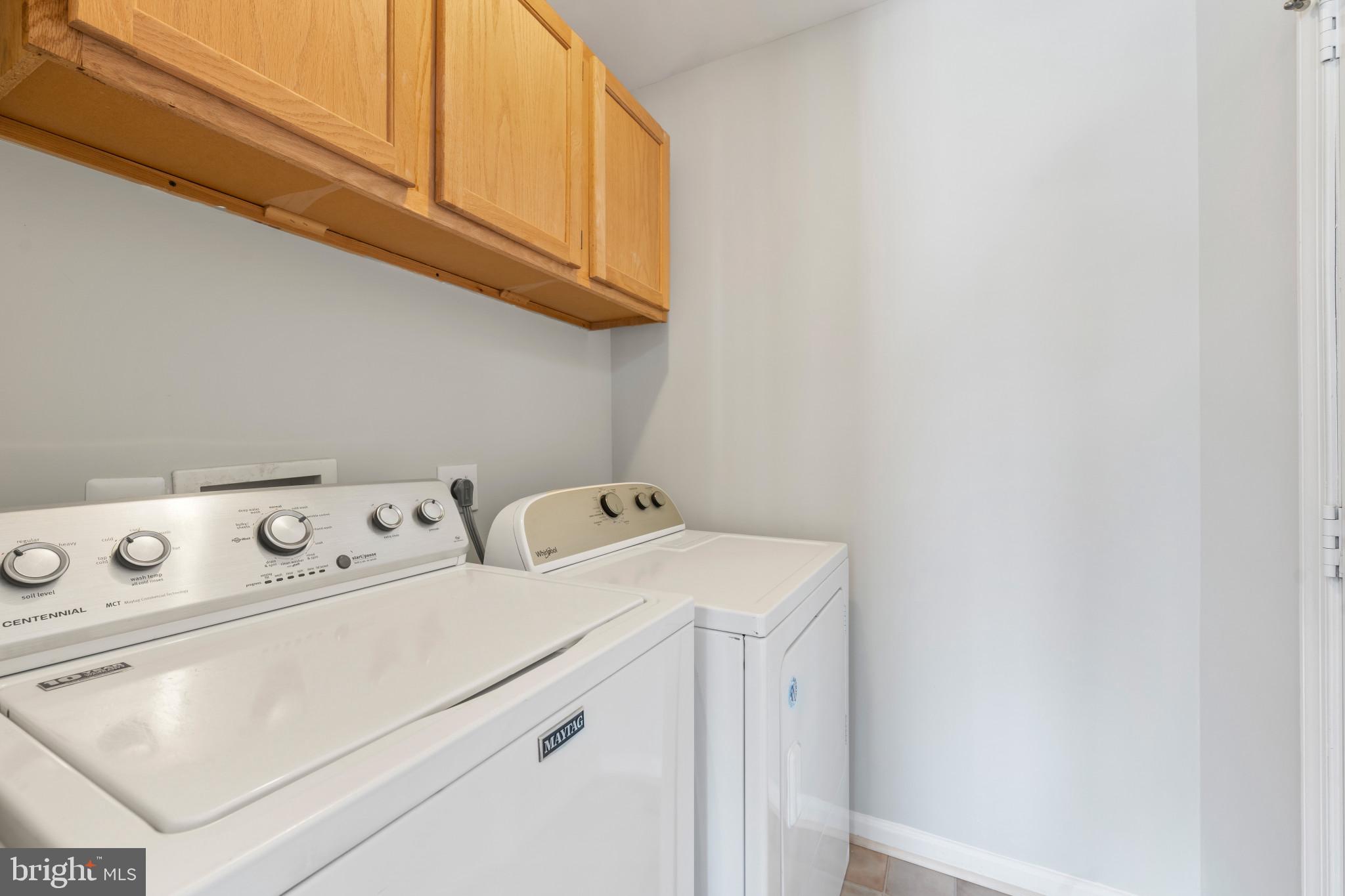 STRATFORD PLACE - Residential