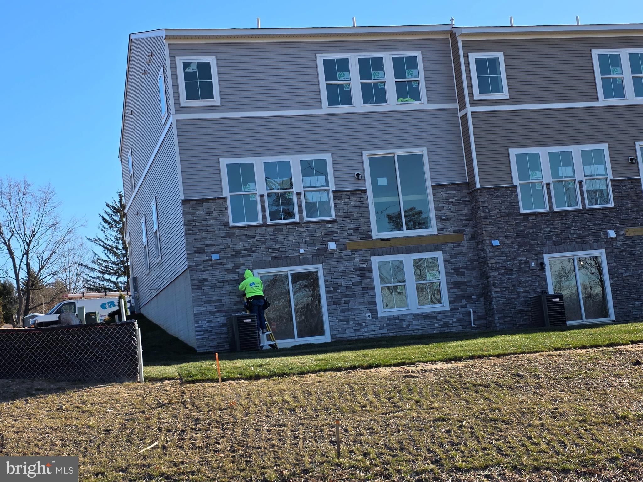 4835 GRANDIFLORA CIR