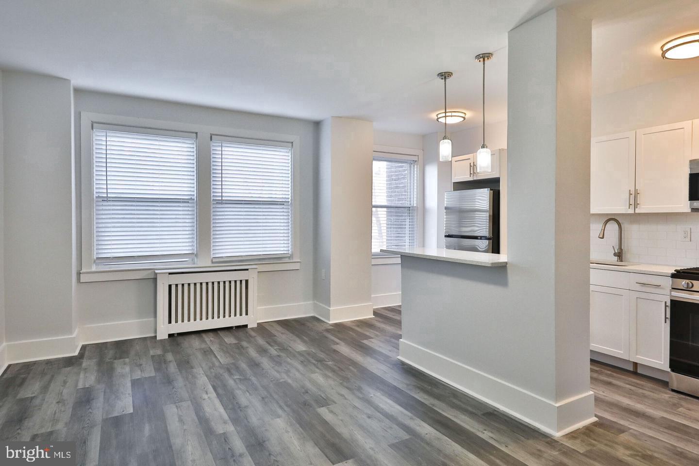 4247 LOCUST STREET 823