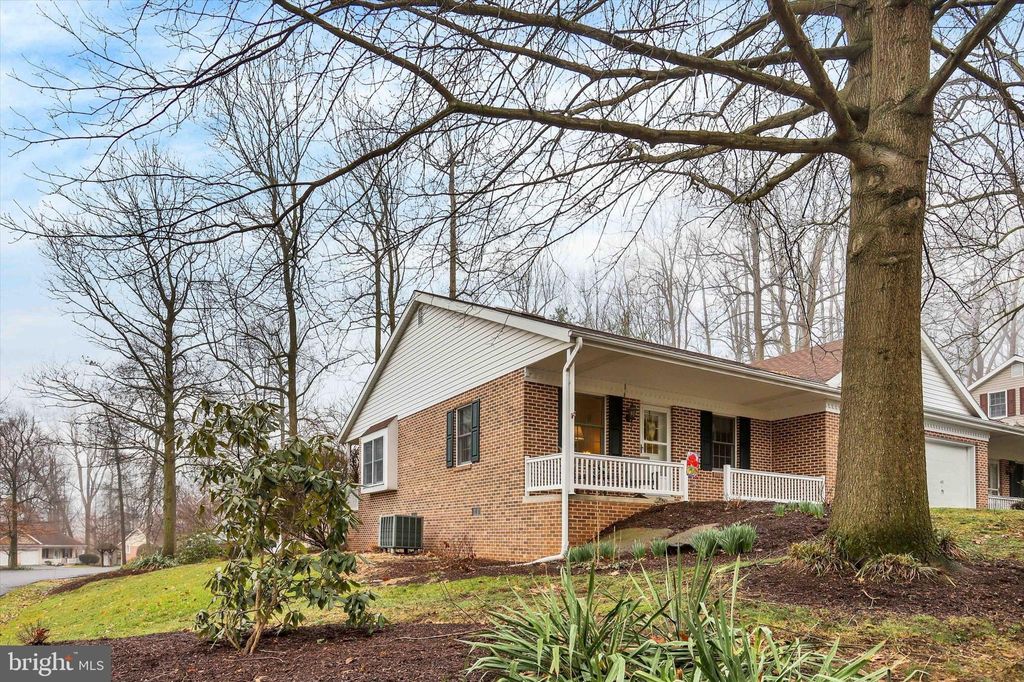 Photo of 42 Timber Villa, Elizabethtown, PA 17022 (MLS # PALA2047902)