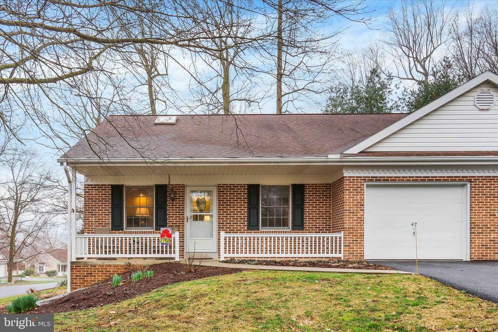 Photo of 42 Timber Villa, Elizabethtown, PA 17022 (MLS # PALA2047902)