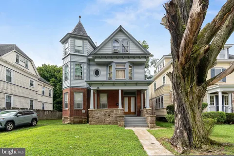 MLS: NJME2056240