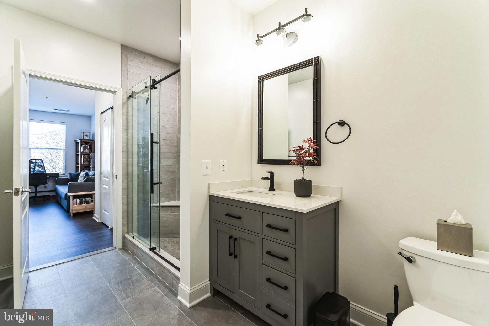 THE GRANDE AT RIVERVIEW - Residential Lease