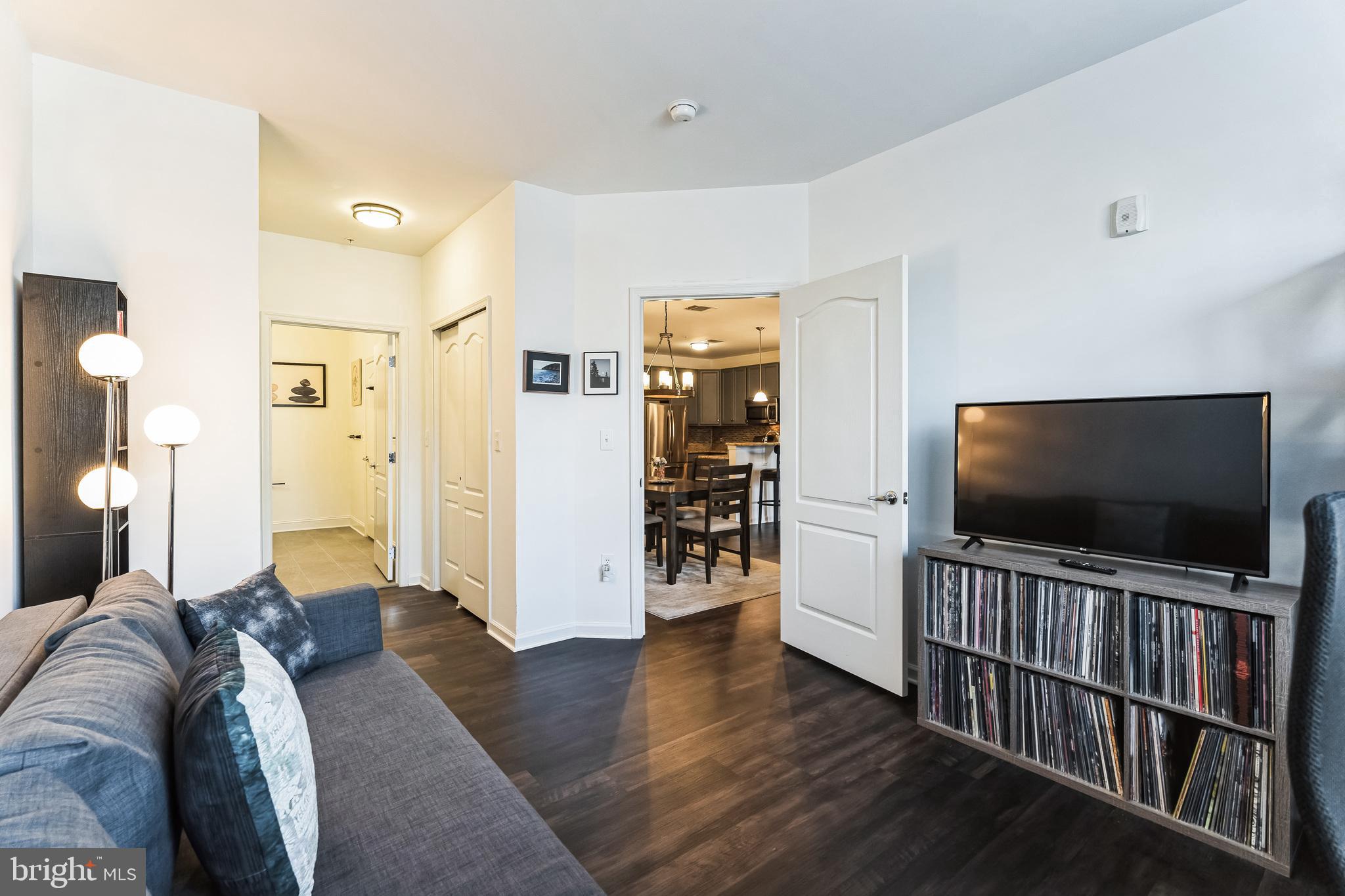 THE GRANDE AT RIVERVIEW - Residential Lease